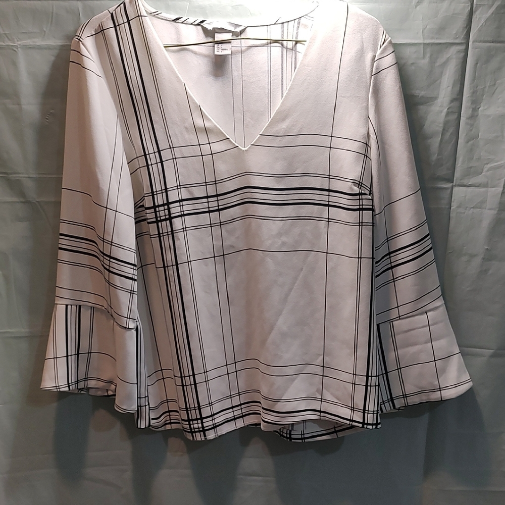 H&M Women's Black and White Plaid Top